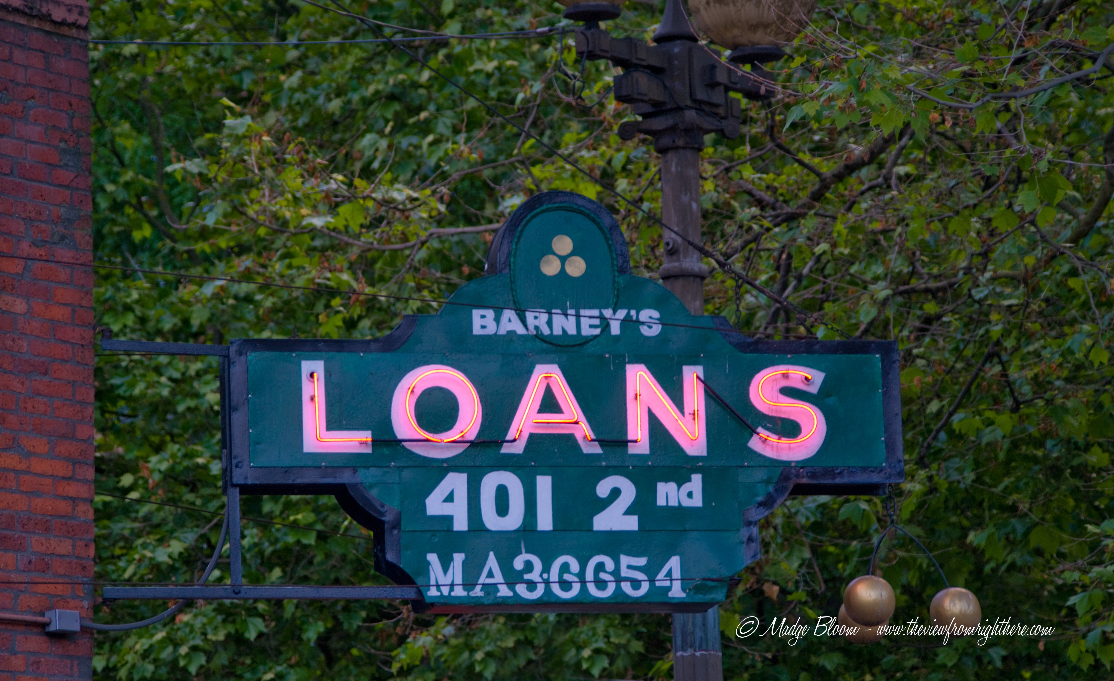 Barney’s Loans – Need Cash??