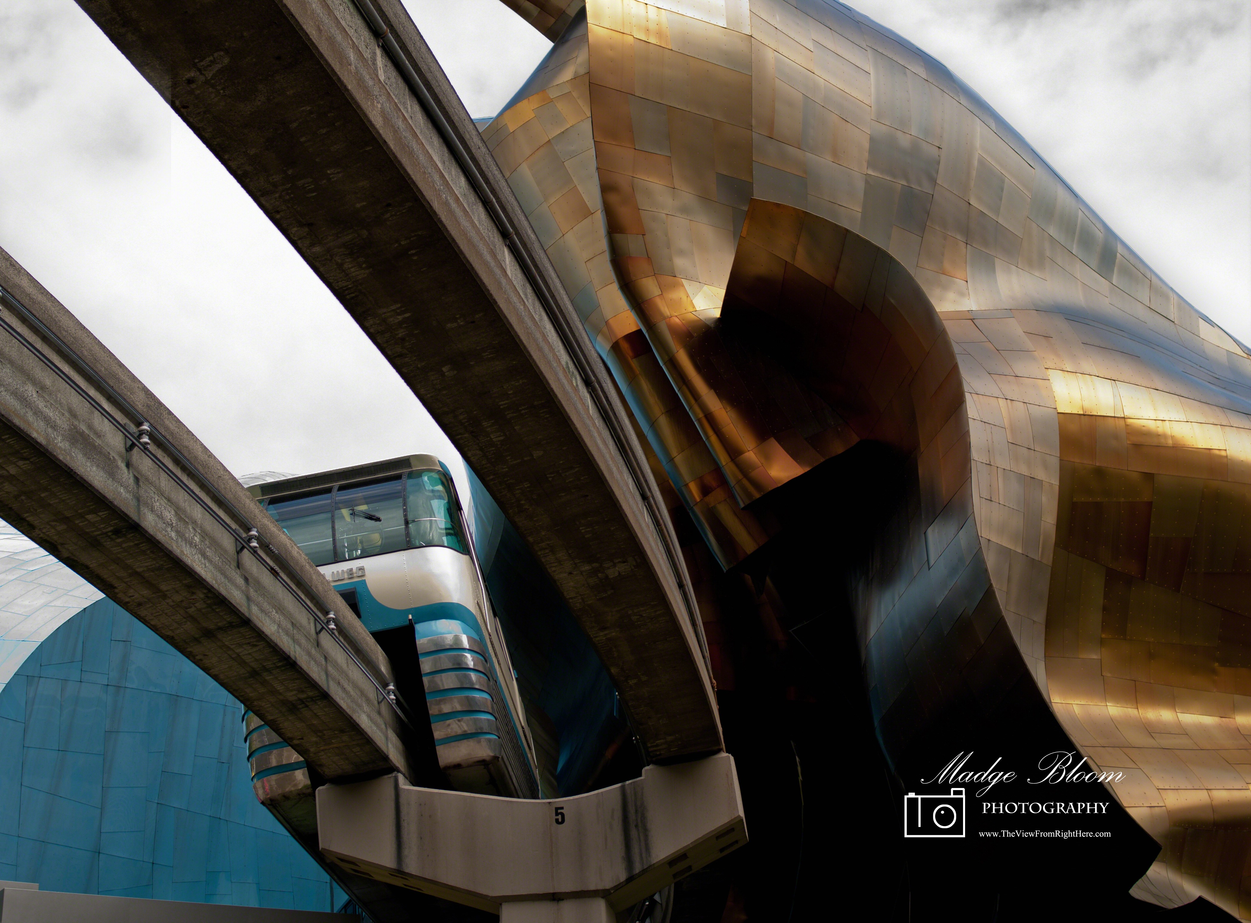 Seattle Monorail Exits EMP – Weekly Top Shot #33