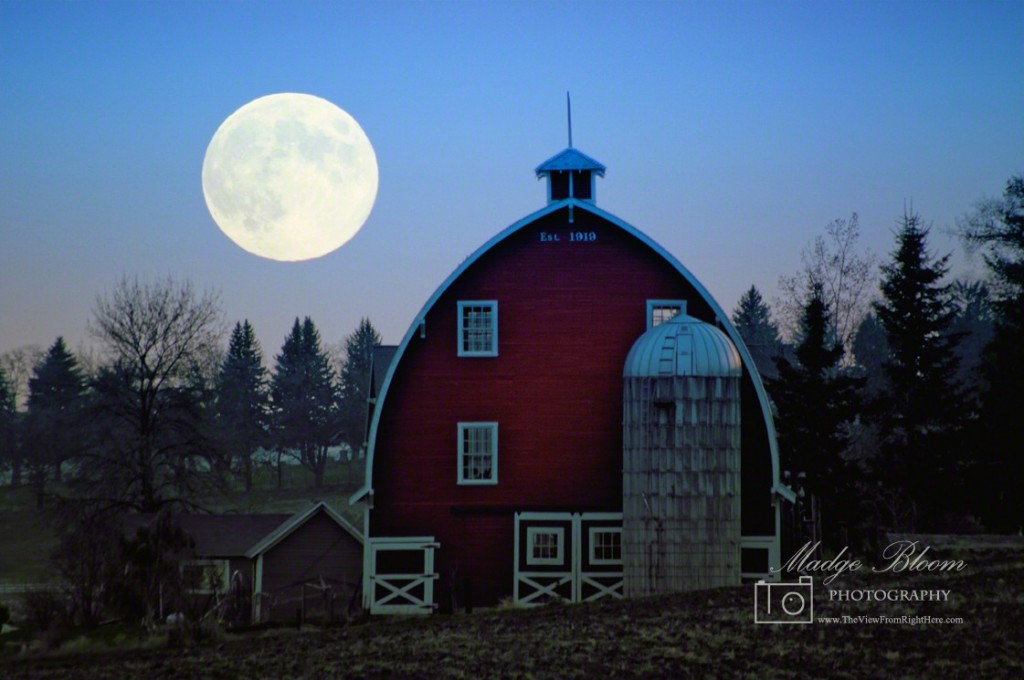Red Barn - Full Moon Over the Palouse